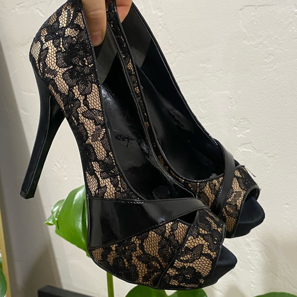 2000s Vintage Guess Heels Black Satin and Lace
